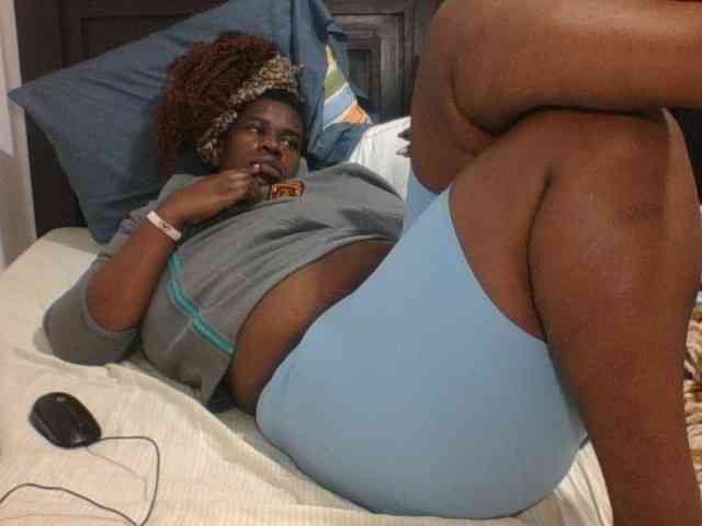 Sexyblacktits webcam