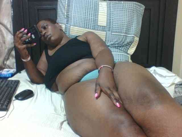 Sexyblacktits webcam