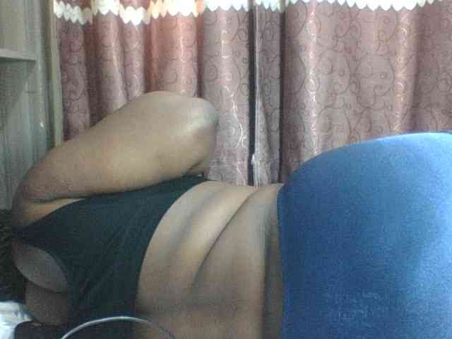 Sexyblacktits webcam