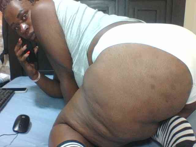 Sexyblacktits webcam