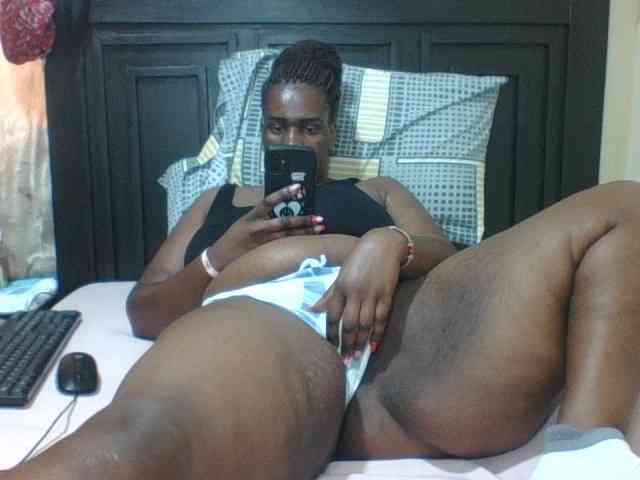 Sexyblacktits webcam