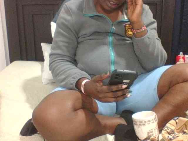 Sexyblacktits webcam