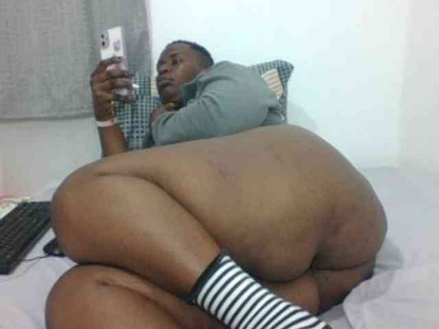 Sexyblacktits webcam