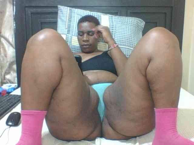 Sexyblacktits webcam