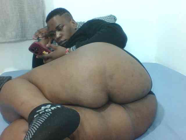 Sexyblacktits webcam