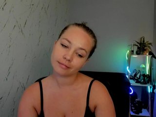 hollyBB Porn Show
