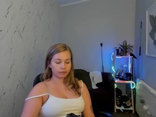 hollyBB Porn Show