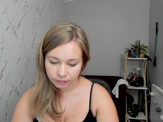 hollyBB Porn Show