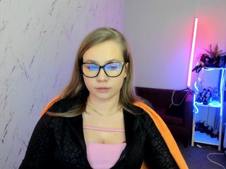 hollyBB Porn Show
