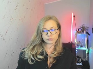 hollyBB Porn Show