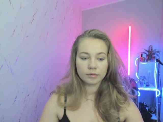 hollyBB webcam
