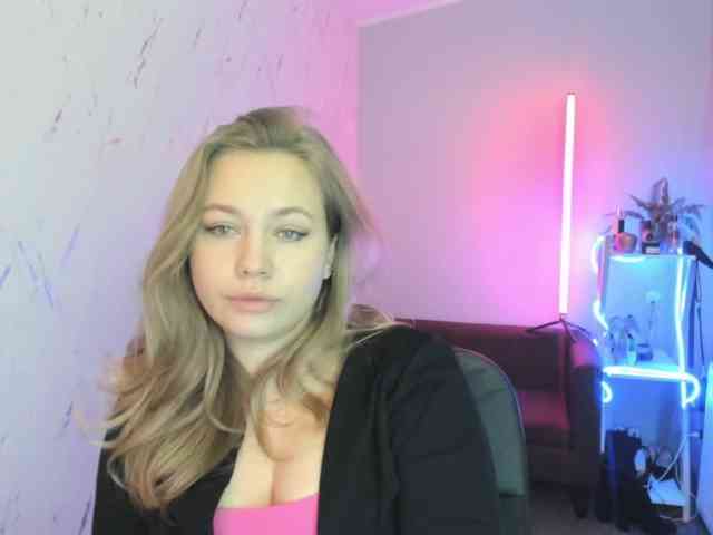 hollyBB webcam