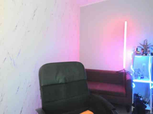 hollyBB webcam