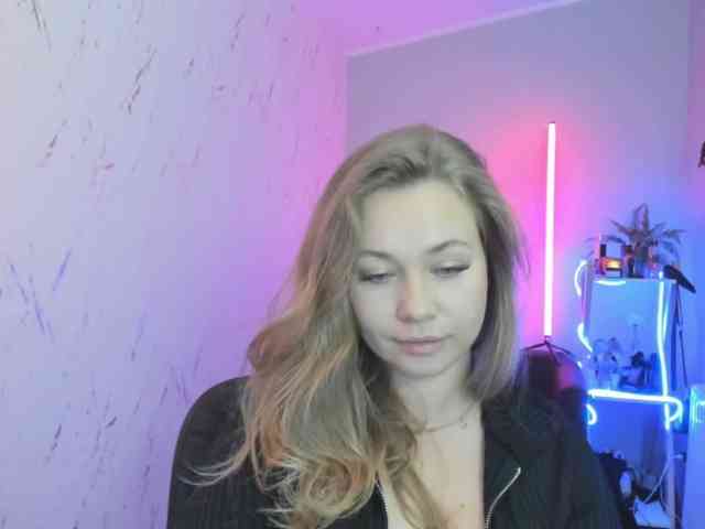 hollyBB webcam