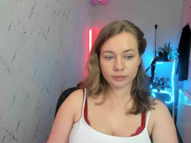 hollyBB webcam
