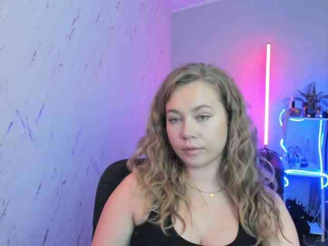 hollyBB webcam