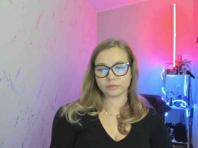 hollyBB webcam
