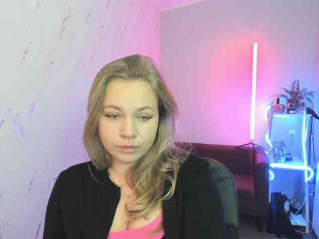 hollyBB webcam