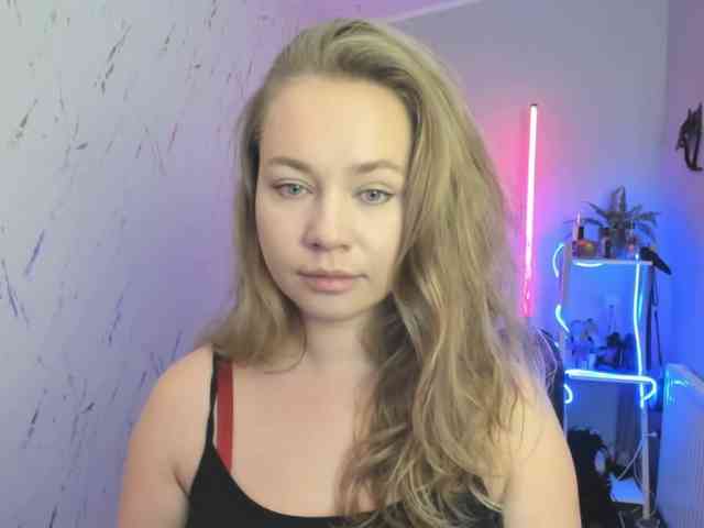 hollyBB webcam