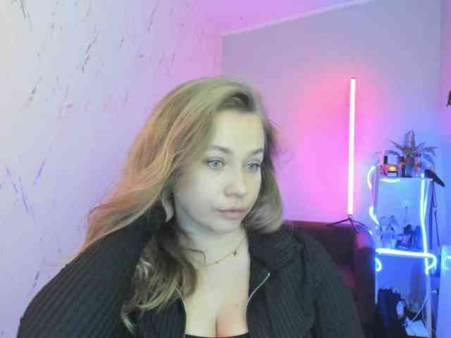 hollyBB webcam