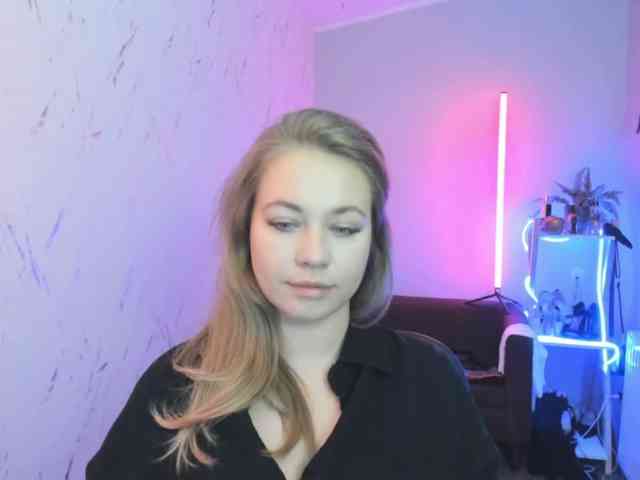 hollyBB webcam