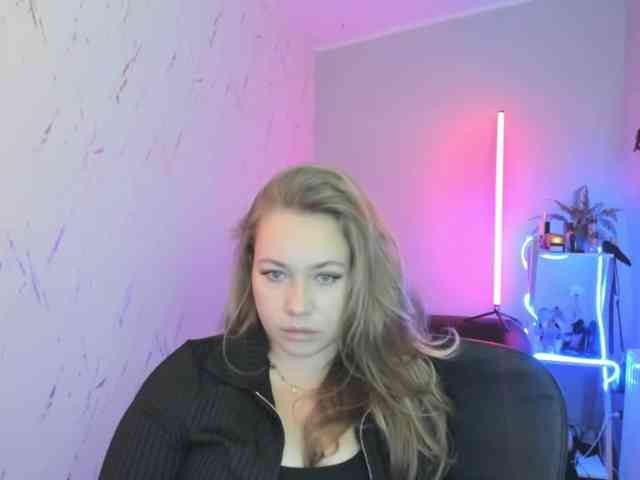 hollyBB webcam