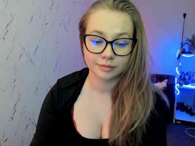 hollyBB webcam