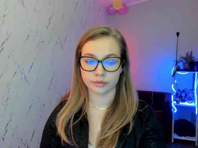 hollyBB webcam