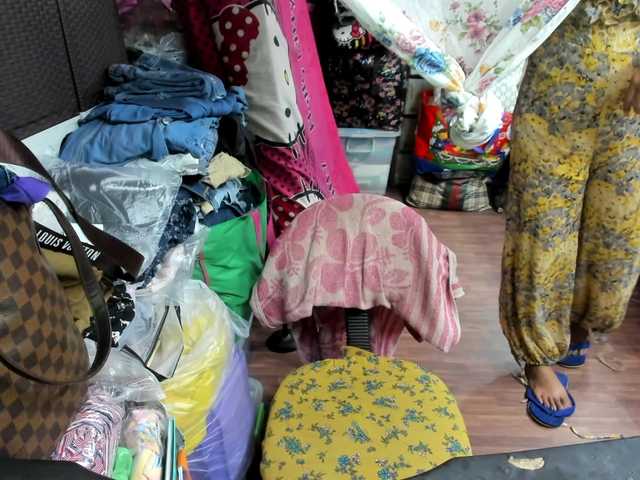 AthenaMoran's BongaCams show and profile