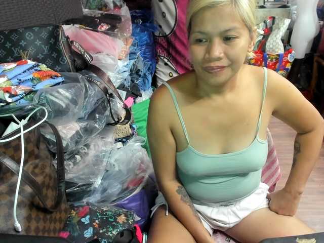 AthenaMoran's BongaCams show and profile