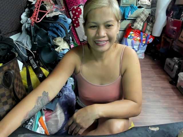 AthenaMoran's BongaCams show and profile