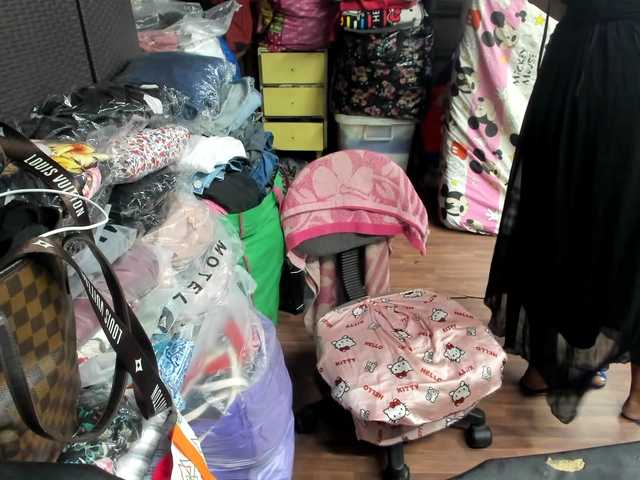 AthenaMoran's BongaCams show and profile