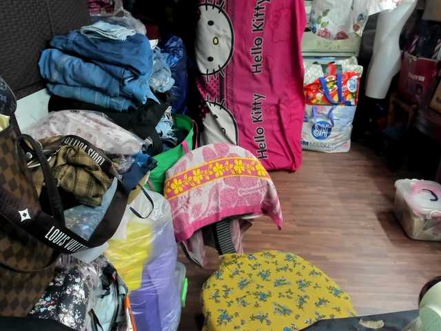 AthenaMoran's BongaCams show and profile