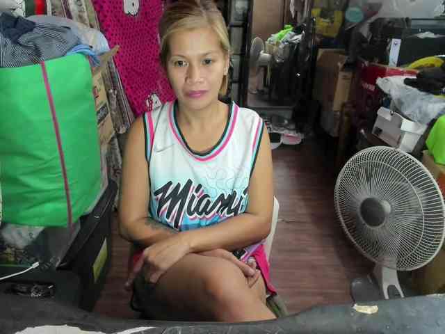 AthenaMoran webcam