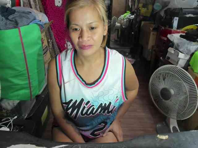 AthenaMoran webcam