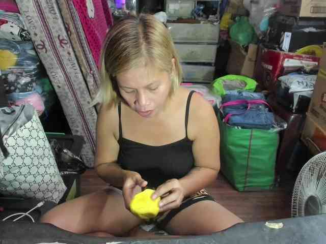 AthenaMoran webcam