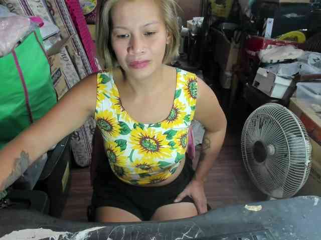 AthenaMoran webcam