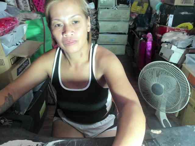 AthenaMoran webcam