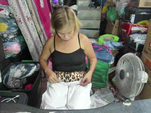 AthenaMoran webcam