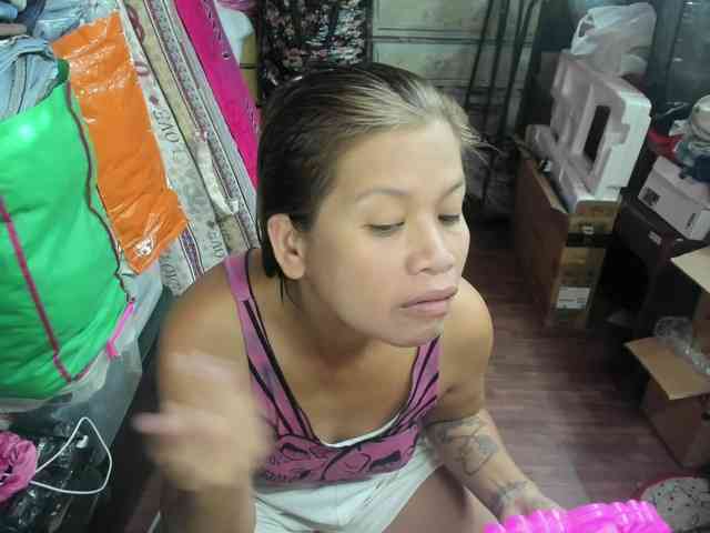 AthenaMoran webcam