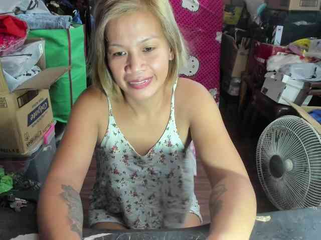AthenaMoran webcam