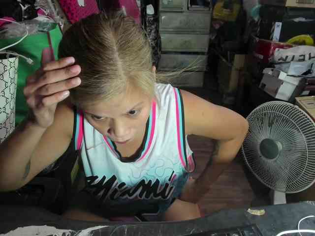 AthenaMoran webcam