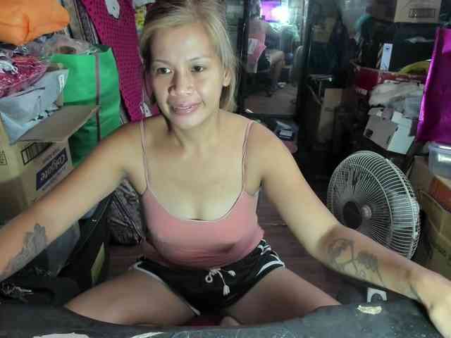AthenaMoran webcam