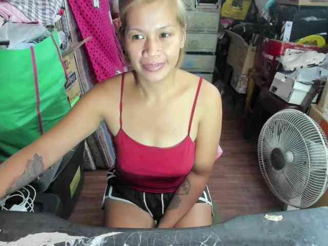 AthenaMoran webcam