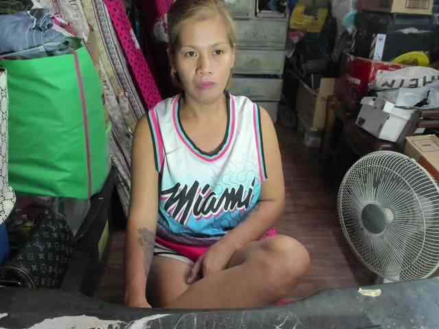 AthenaMoran webcam