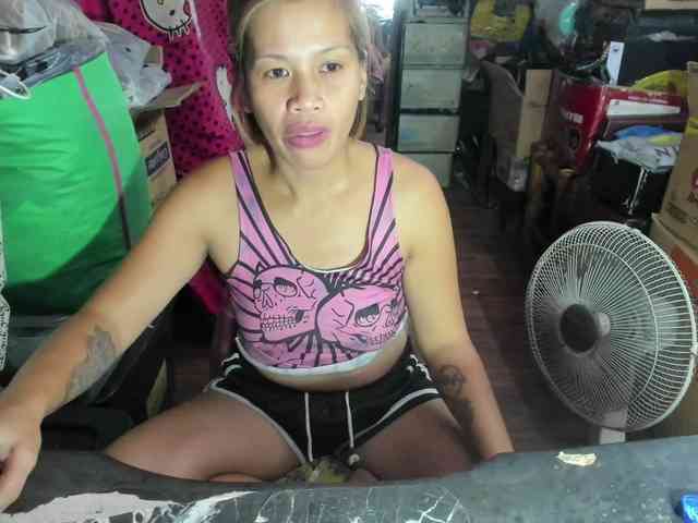AthenaMoran webcam