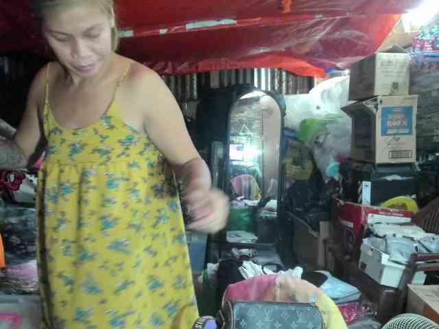 AthenaMoran webcam