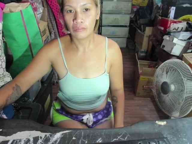 AthenaMoran webcam
