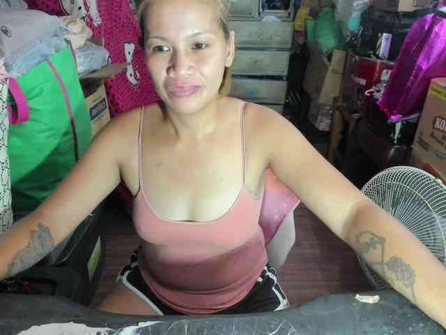 AthenaMoran webcam