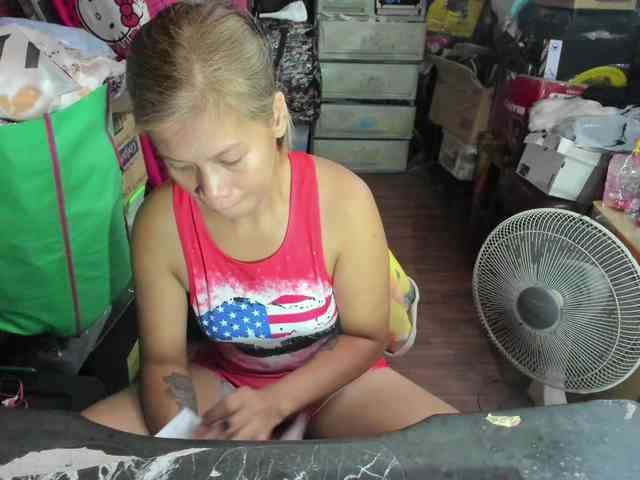 AthenaMoran webcam